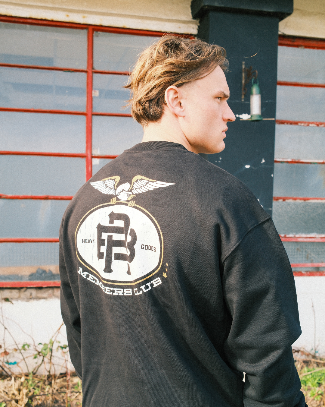 MEMBERS CLUB - BLACK