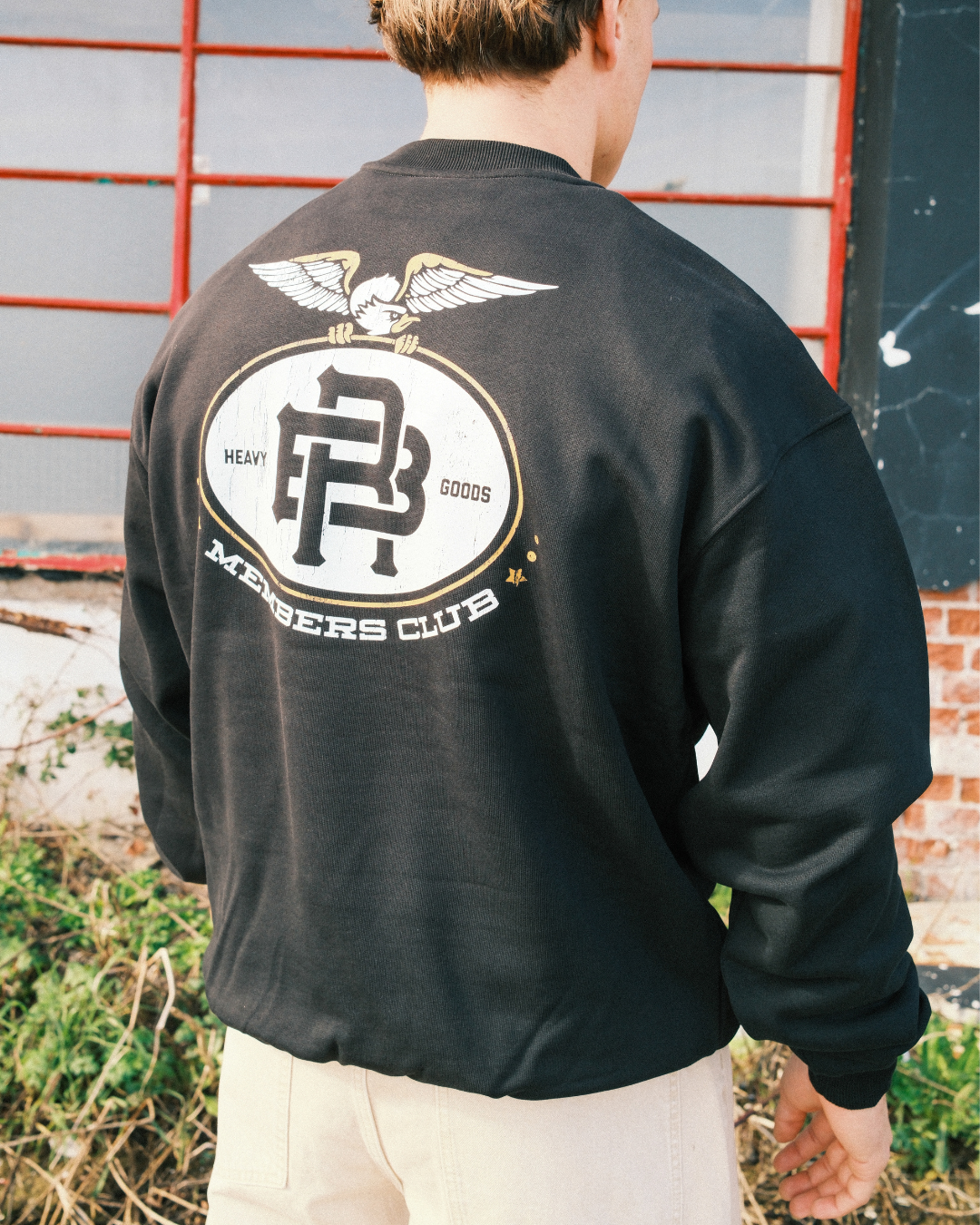 MEMBERS CLUB - BLACK