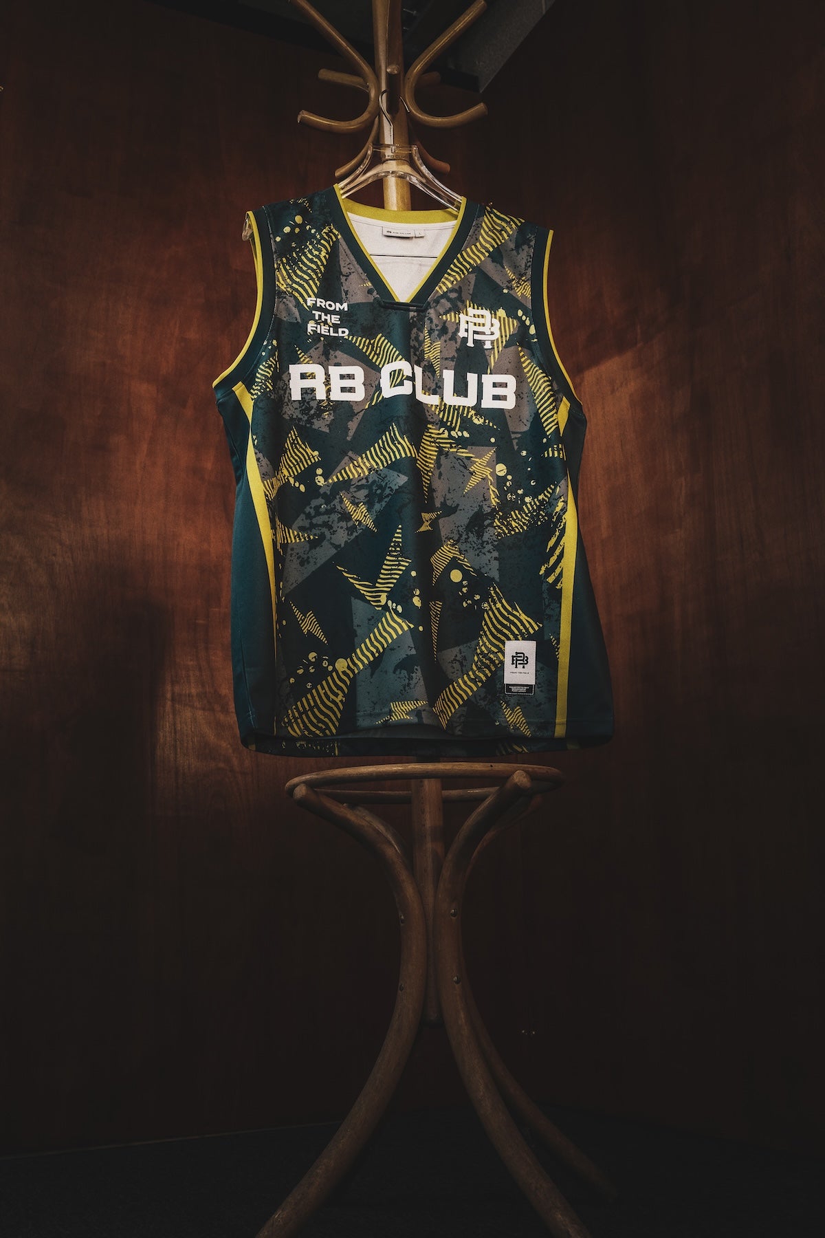 GOLD FUZZ VEST - GOLD & BLACK