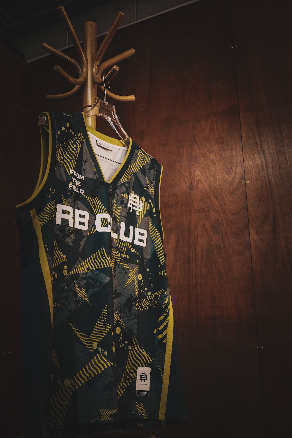 GOLD FUZZ VEST - GOLD & BLACK