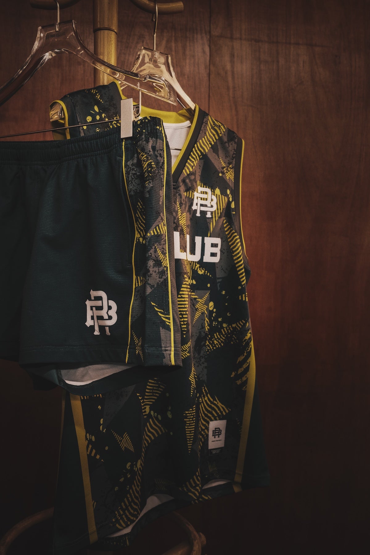 GOLD FUZZ SHORTS - GOLD & BLACK