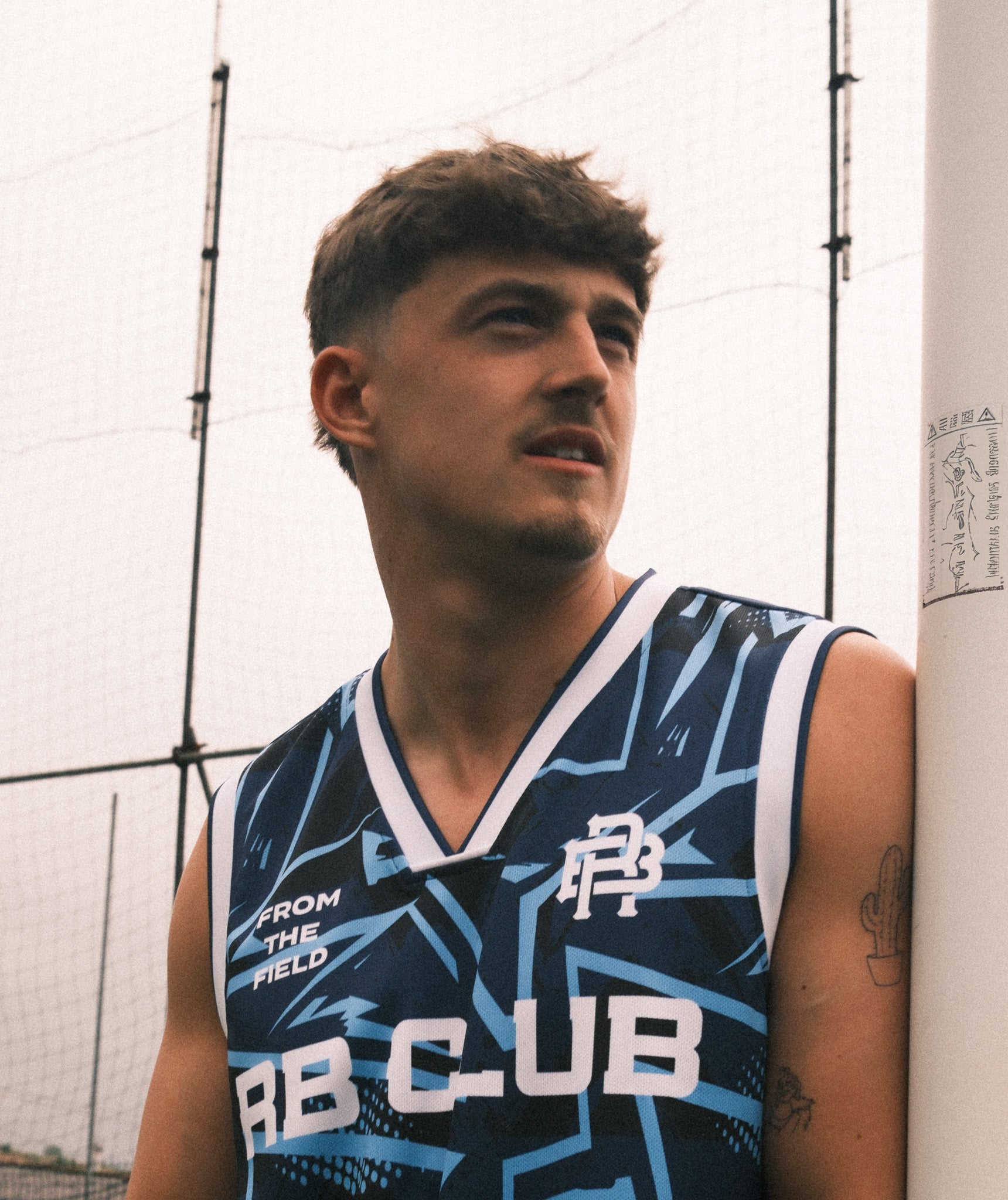 ELECTRIC BLUE VEST - BLUE & WHITE