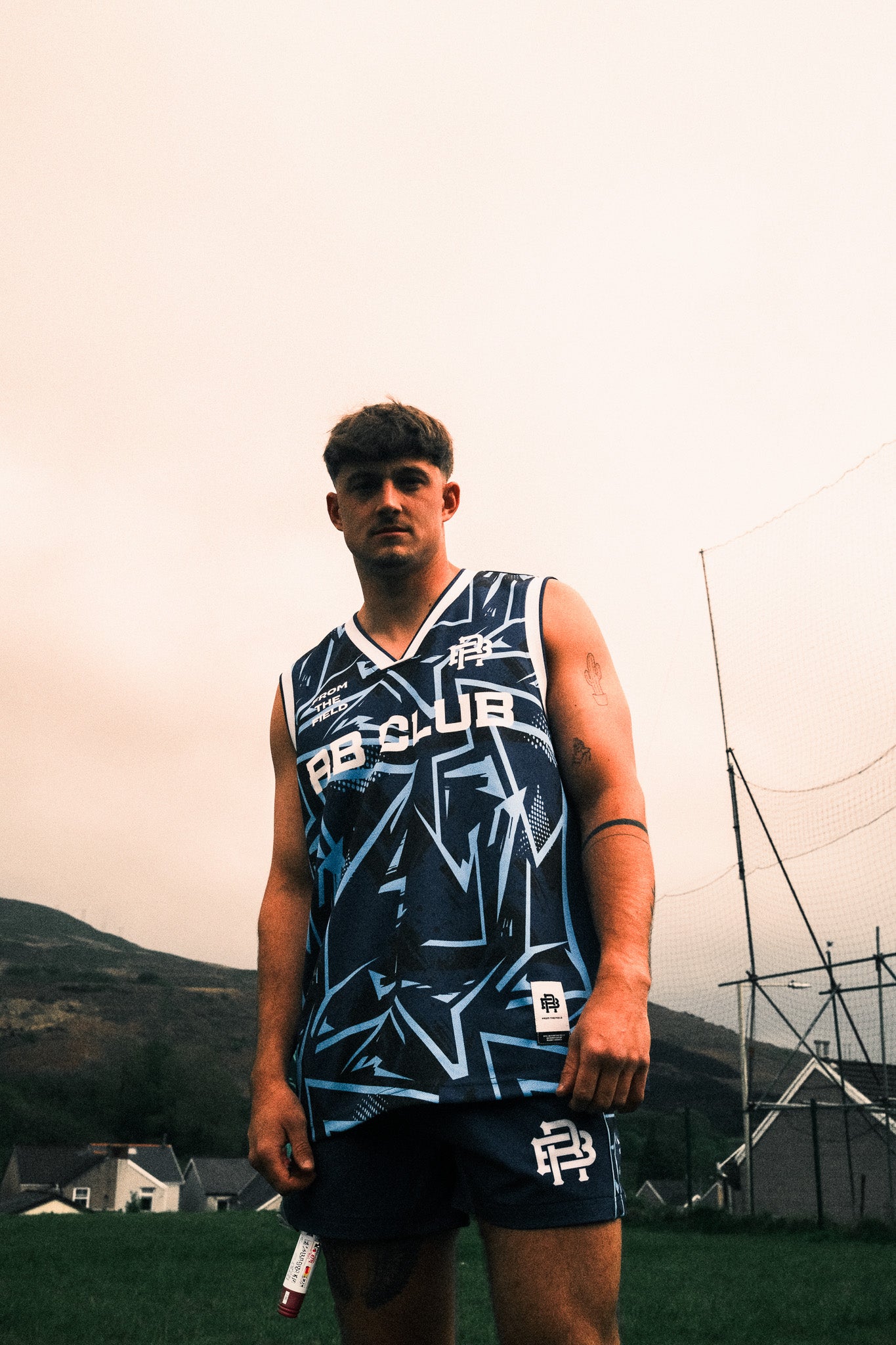 ELECTRIC BLUE VEST - BLUE & WHITE
