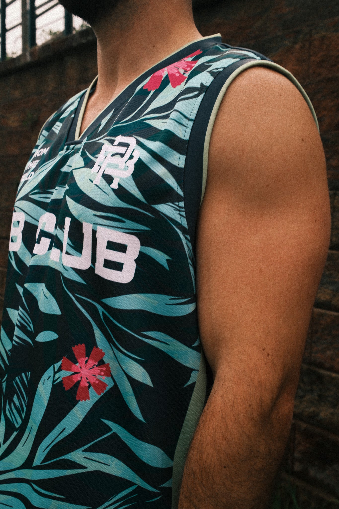 BOOZY GREEN VEST - PINK & GREEN